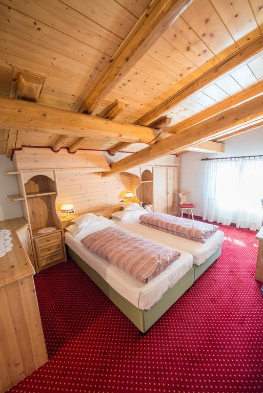 Hotel Garni Norma Madonna di Campiglio Luaran gambar