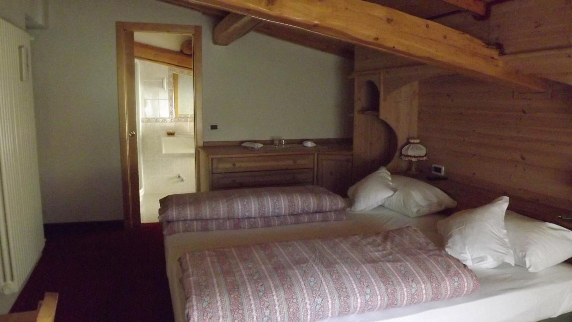 Hotel Garni Norma Madonna di Campiglio Luaran gambar
