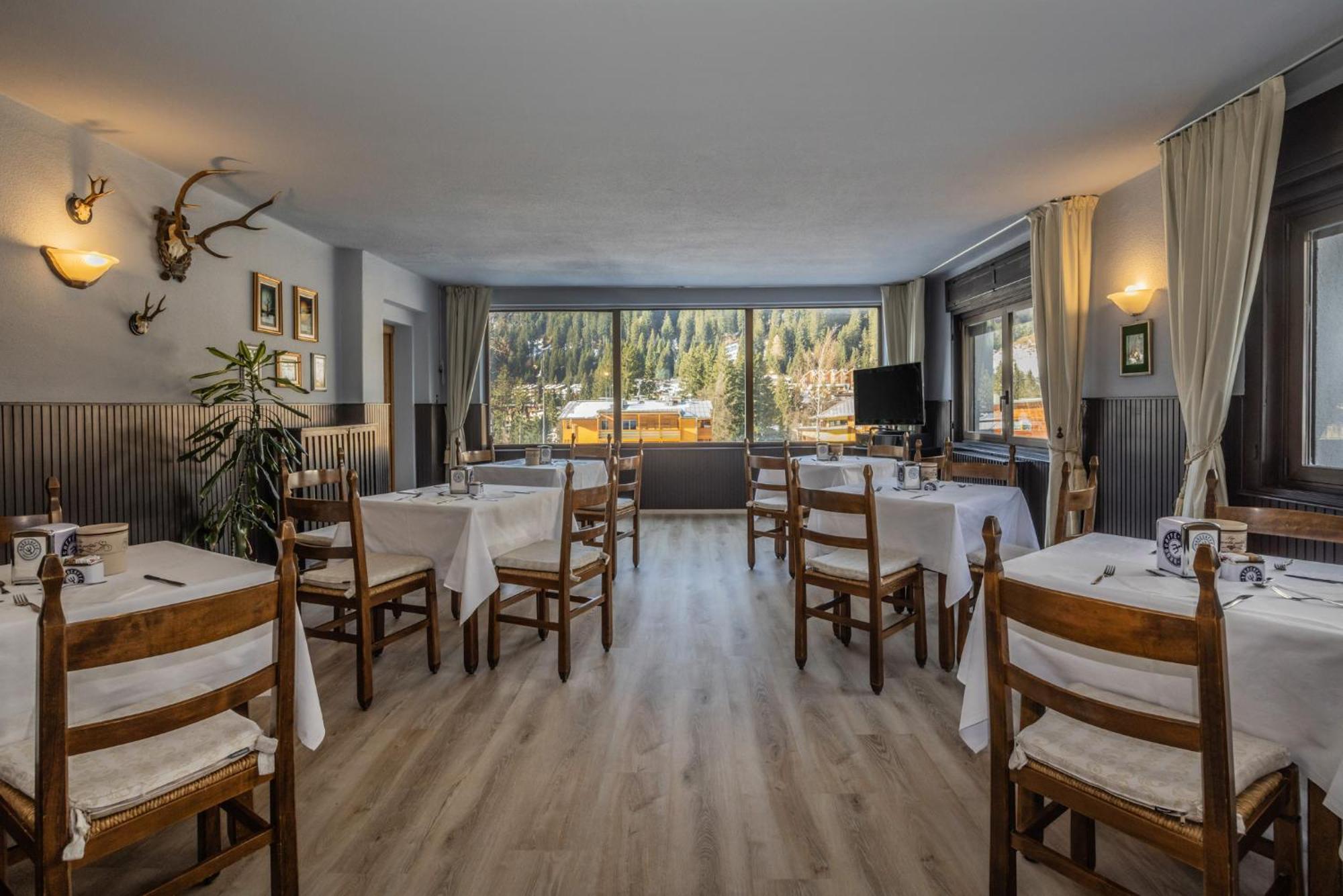 Hotel Garni Norma Madonna di Campiglio Luaran gambar